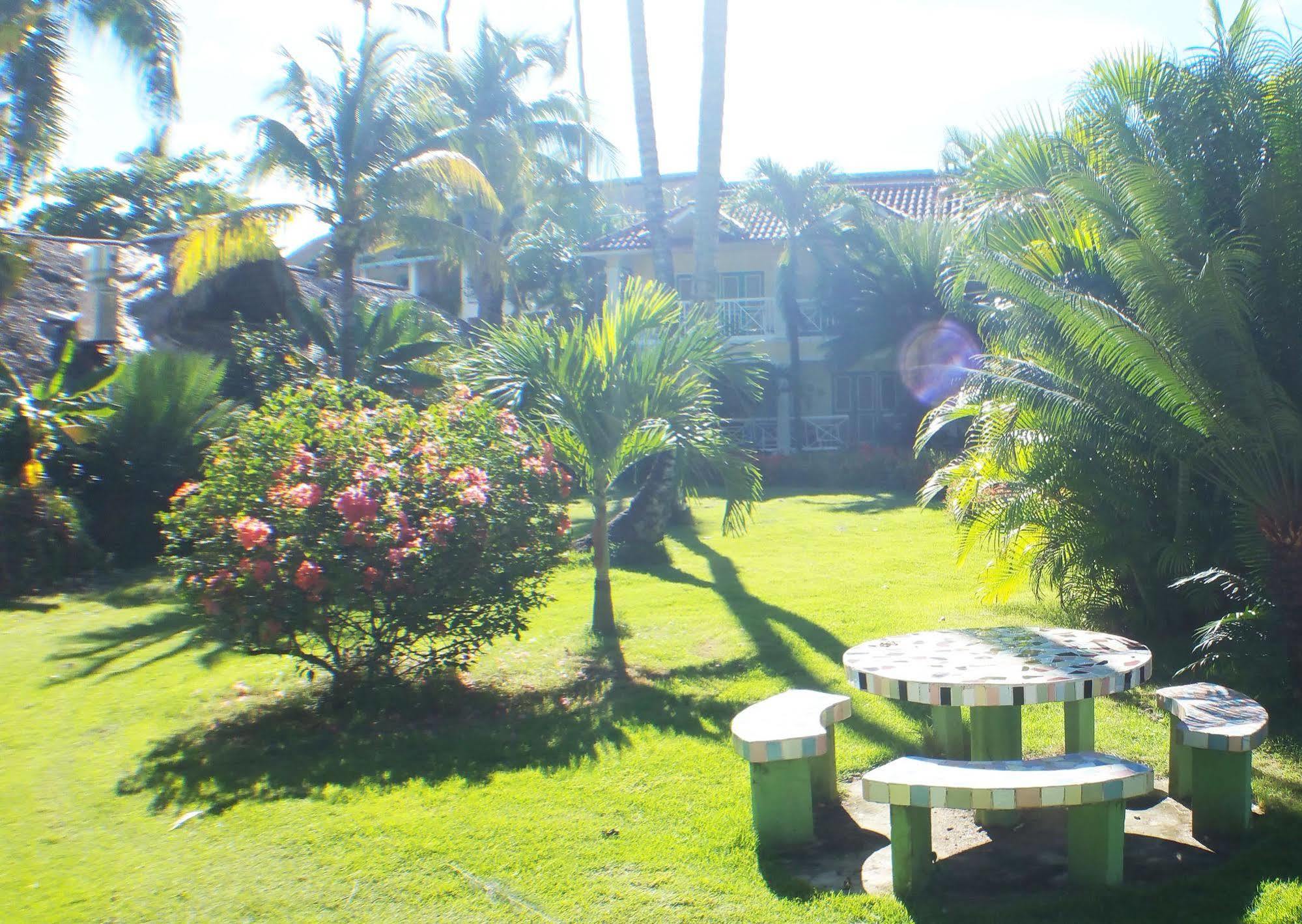 Hotel Los Pinos Las Terrenas Buitenkant foto