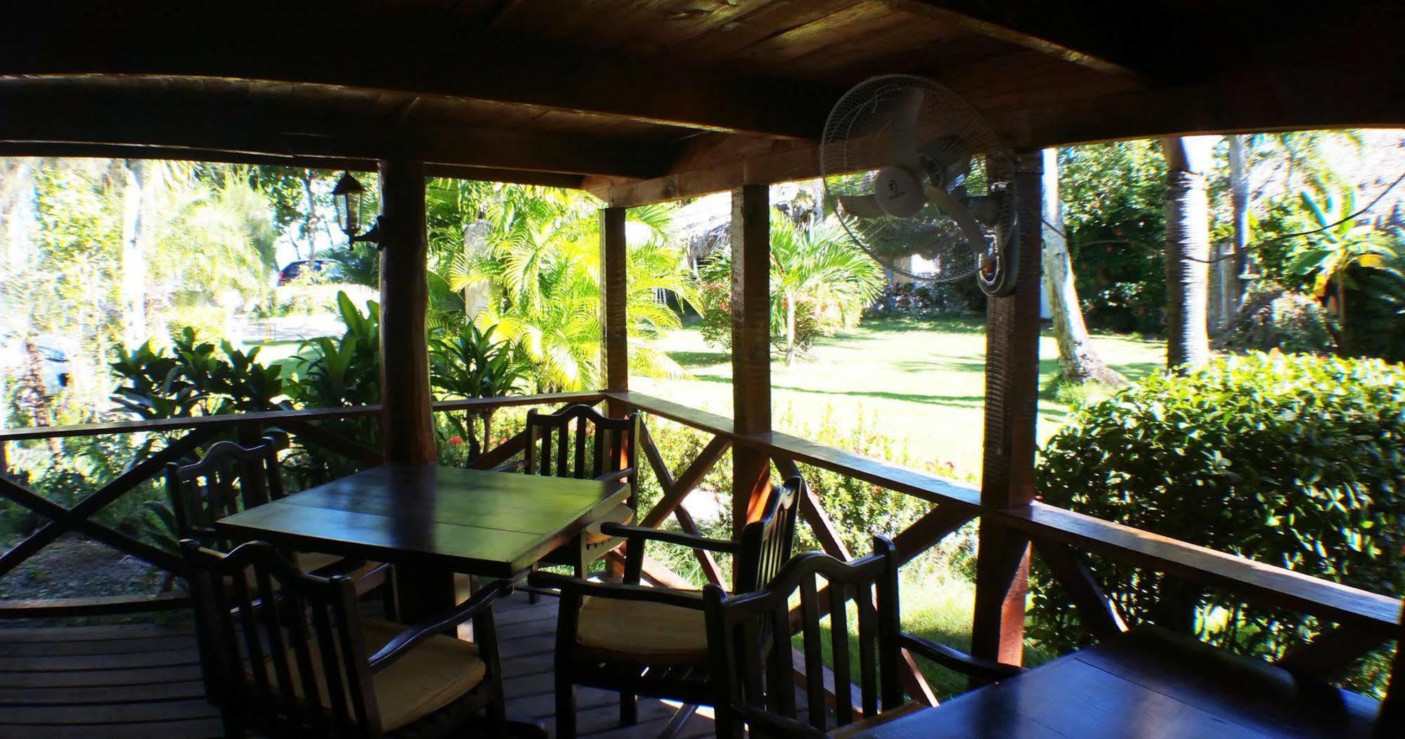 Hotel Los Pinos Las Terrenas Buitenkant foto